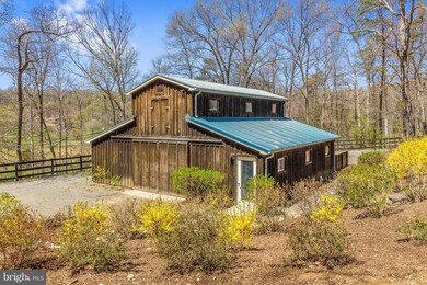 5519 Valley Green Dr, Broad Run, VA 20137 - photo 3