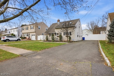 2085 Nicholl Ave, Scotch Plains, NJ 07076 - photo 3