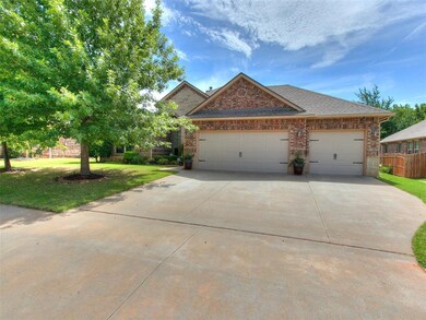 View of front of house featuring a garage and a fr