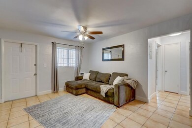 809 Phippen Rd unit 1-2, Dania Beach, FL 33004 - photo 3