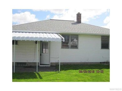660 Shad St, North Tonawanda, NY 14120 - photo 2