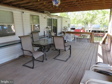 41-24 Buffalo Pass, Falling Waters, WV 25419 - photo 2