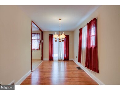 1804 Cricket Ln, Folcroft, PA 19032 - photo 5