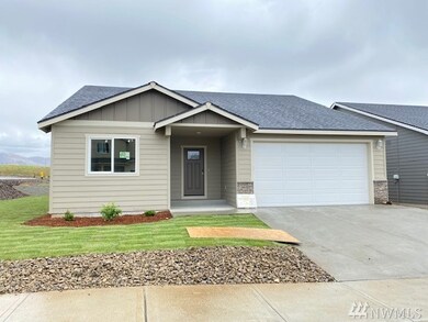 131 S Mystical Ave, East Wenatchee, WA 98802 - photo 2