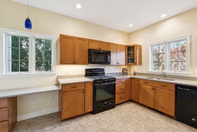 4 Mainsail Ln unit 4, Saco, ME 04072 - photo 7