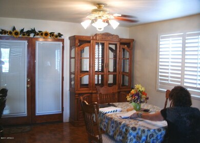 Eat In Kitchen