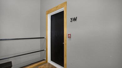 22-web-or-mls-956-n-high-st-3w