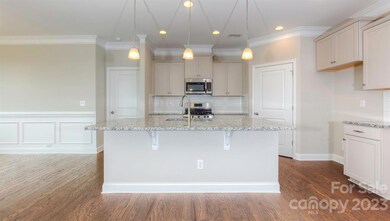 671 Fox Cove Rd, Hendersonville, NC 28792 - photo 6