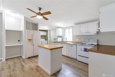 8811 226th St E unit 13, Graham, WA 98338 - photo 4