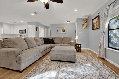 110 W Driftwood Dr, Fredericksburg, TX 78624 - photo 5