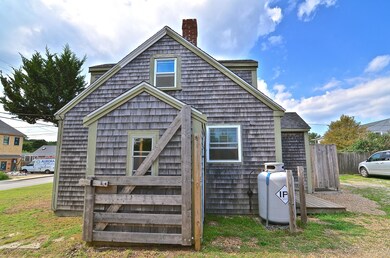 68 Lagoon Pond Rd, Vineyard Haven, MA 02568 - photo 2