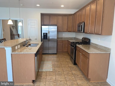 908 Hall Station Dr unit 204, Bowie, MD 20721 - photo 5