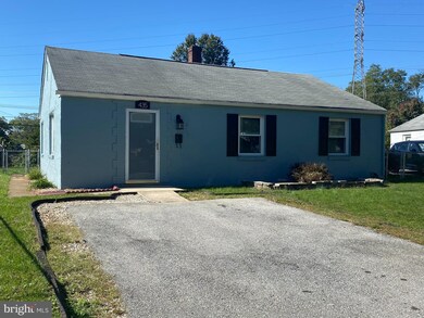 435 Martin Dr, New Castle, DE 19720 - photo 2