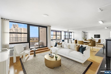 The Galaxy Towers unit 32F, Guttenberg, NJ 07093 - photo 3