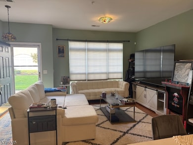 1310 Hamilton St, Belleville, NJ 07109 - photo 3