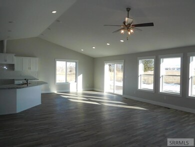 776 S von Elm Dr, Blackfoot, ID 83221 - photo 4