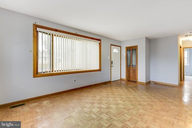 101 N Stiles Ave, Maple Shade Township, NJ 08052 - photo 7