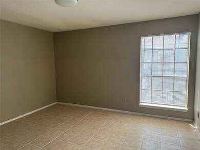 12500 Sandpiper Dr unit 212, Houston, TX 77035 - photo 7