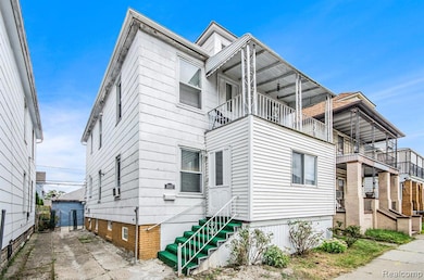 3017 Jacob St, HamtraMcK, MI 48212 - photo 2