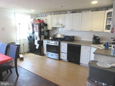 814 Rively Ave, Glenolden, PA 19036 - photo 4