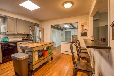 23 Bronson St, Littleton, NH 03561 - photo 2