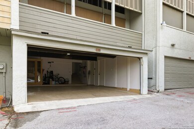 3103 Eisenhauer Rd unit K15, San Antonio, TX 78209 - photo 2