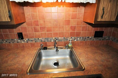 1324 Harford Square Dr, Edgewood, MD 21040 - photo 3