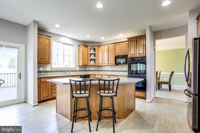 4912 Light Cahill Ct, Elkridge, MD 21075 - photo 7