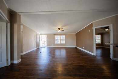 153 Alice Springs Ln, Weatherford, TX 76085 - photo 4