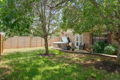 1008 Henrietta St, Fredericksburg, TX 78624 - photo 3