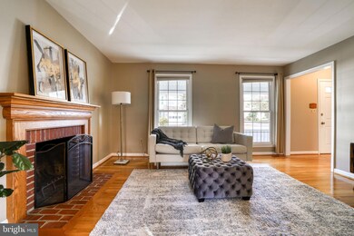 3410 Saint Theresa Ct, Olney, MD 20832 - photo 7