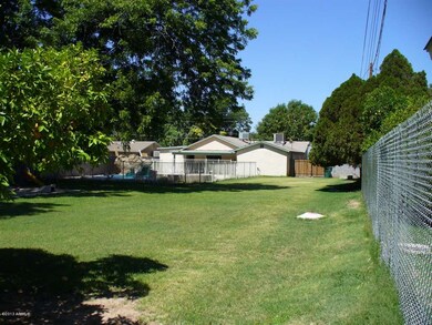 Beverly Yard (2)