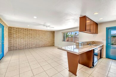 1707 E Br-008-029-DLB 2337-MLS_Size