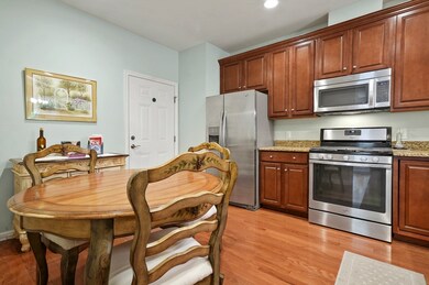 57 Kendall Ct unit 19, Bedford, MA 01730 - photo 5