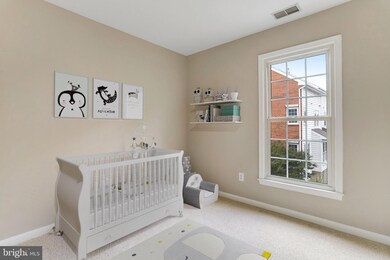 2424 N Hampton Dr, Alexandria, VA 22311 - photo 6