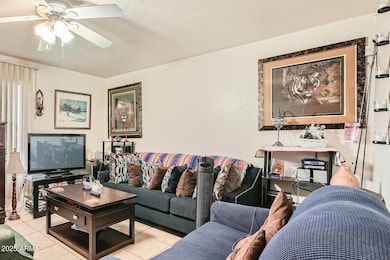 6304 N 47th Ave - Web Quality - 007 - 08