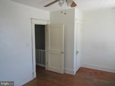 335 Marydell Rd, Baltimore, MD 21229 - photo 4