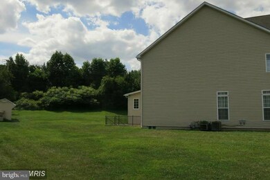 11401 Little Bridge Ct, Glenn Dale, MD 20769 - photo 3