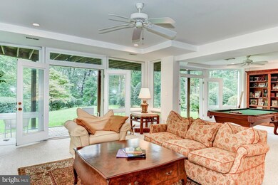 7015 Marlan Dr, Alexandria, VA 22307 - photo 6