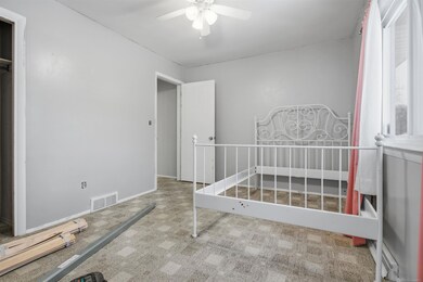 1828 Kennelworth Dr, Port Huron, MI 48060 - photo 4