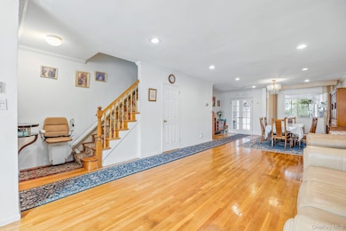 14759 71st Ave, Flushing, NY 11367 - photo 2