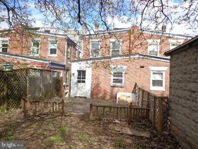 366 N Hanover St, Pottstown, PA 19464 - photo 4