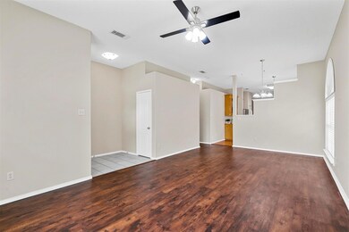 129 Billy Creek Dr, Hurst, TX 76053 - photo 4