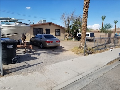 1030 W Lake Mead Blvd, Las Vegas, NV 89106 - photo 3