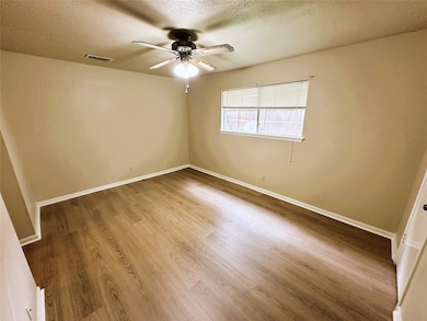 15127 Forest Lodge Dr, Houston, TX 77070 - photo 5