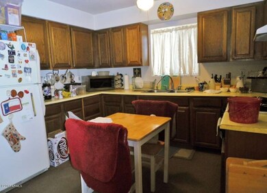 717 Kitchen -web