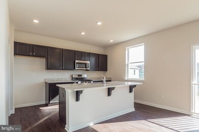 125 Snoopy Ln, Lower Frederick Township, PA 18074 - photo 4