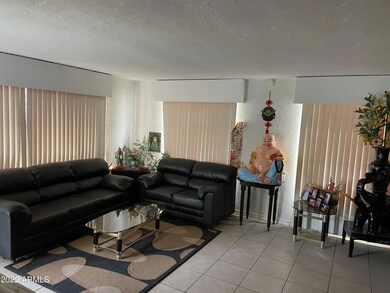 2813 N 25th St, Phoenix, AZ 85008 - photo 2