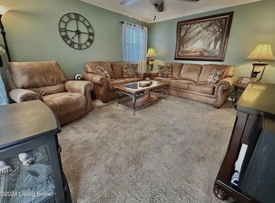 8015 Grenelle Dr, Louisville, KY 40228 - photo 5