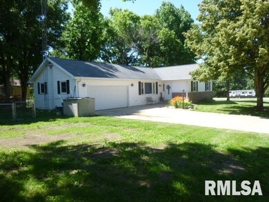 5 Springwater Dr, Jacksonville, IL 62650 - photo 2